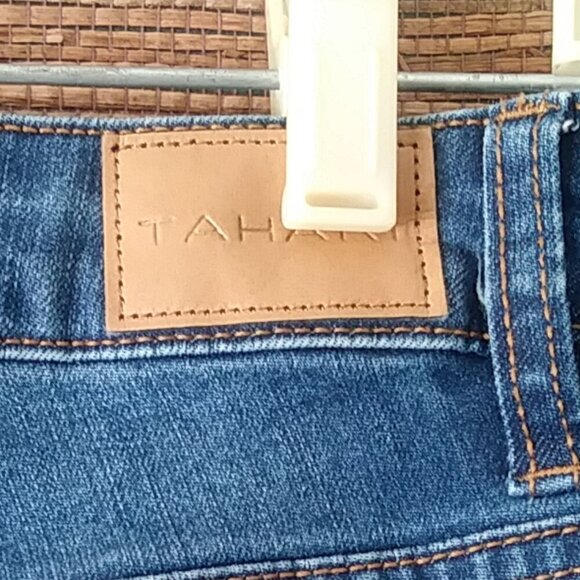 Tahari Women’s Ella High-Rise Jeans, size 14. - Picture 6 of 9